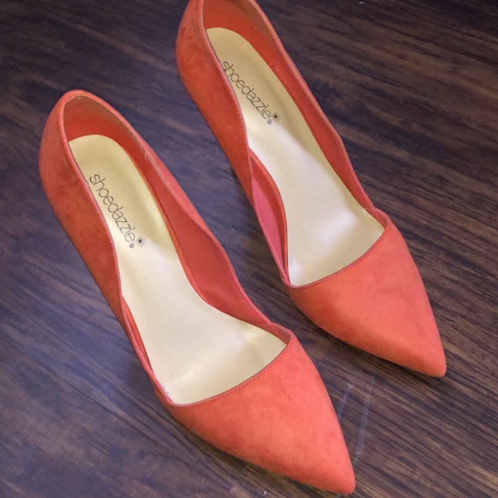 Shoe dazzle orange heel